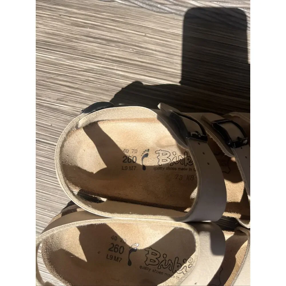 Birkenstock Sandals Womens 40 Strappy White Slip On Open Toe Casual Comfort - Picture 5 of 13